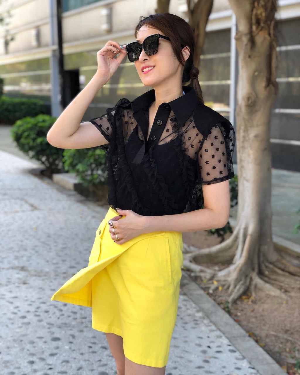 Black lace ruffle Blouse