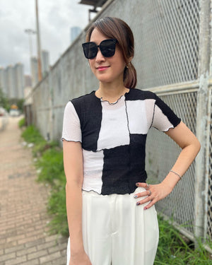 Black White Irregular Checker Top