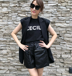 Black Sleeveless Jacket