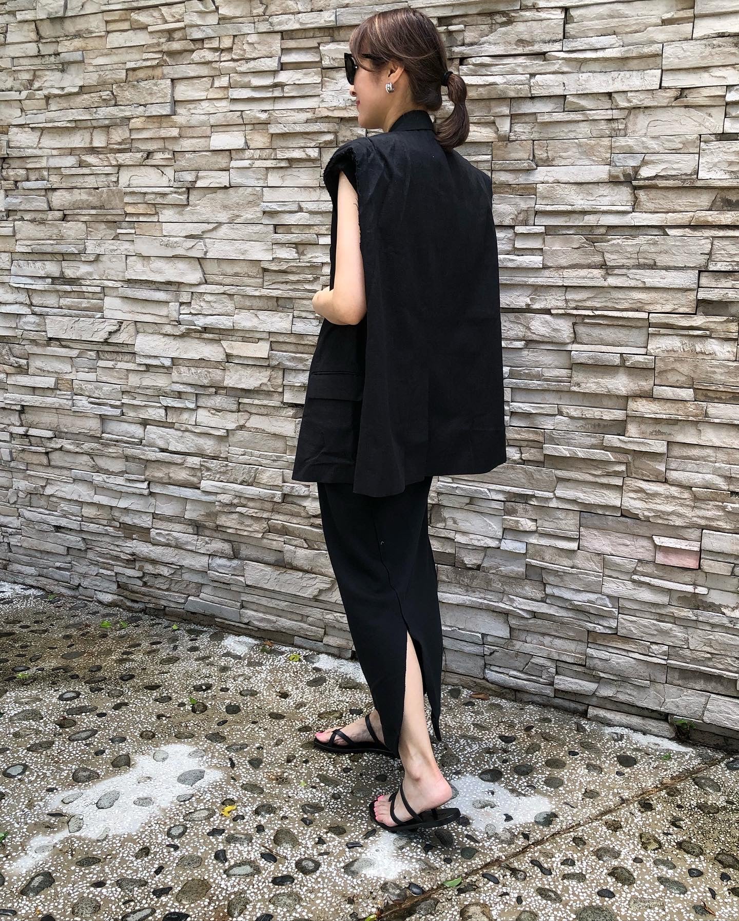 Black Sleeveless Jacket