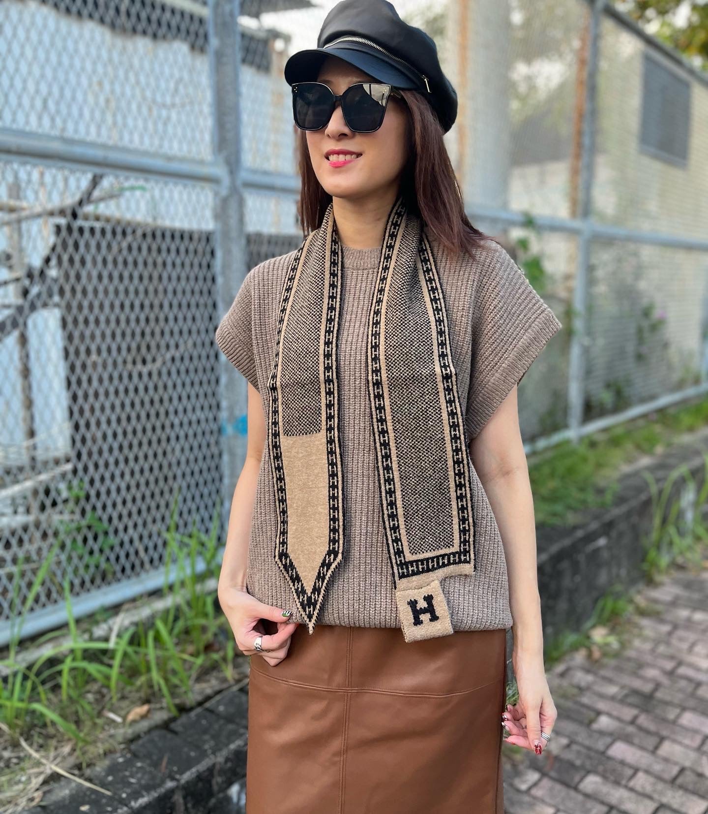 H Style Scarf