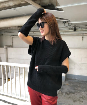 Hand Sleeve Knit Top